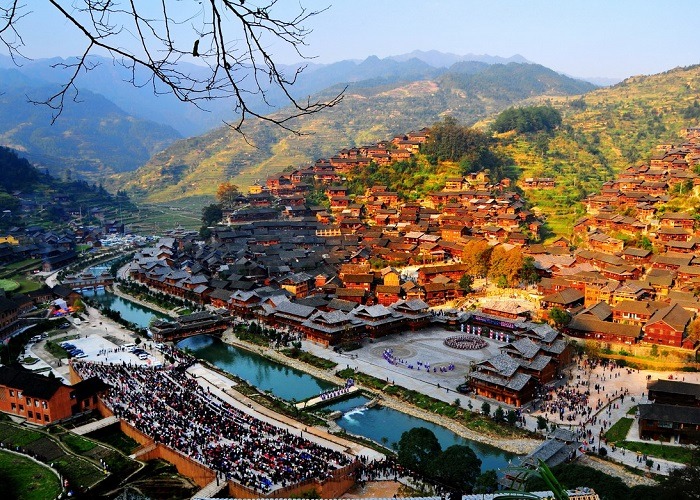 Tour Trung Quốc: Trương Gia Giới - Miêu Trại - Phượng Hoàng Cổ Trấn - Thiên Môn Sơn - Hồ Bảo Phong (Đường Bay)